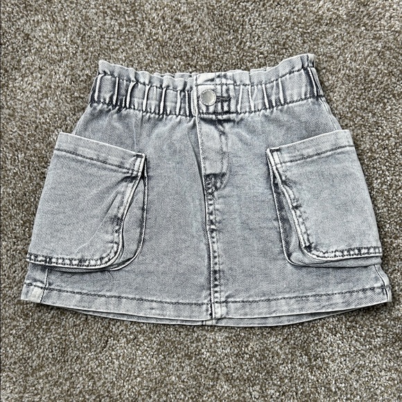 H&M Gray Denim Skirt for Kids 3T - Picture 4 of 4